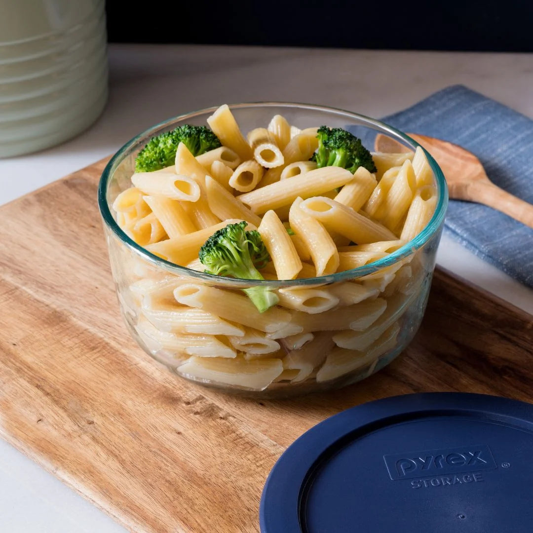 Pyrex® Simply Store® 7-cup Glass Food Storage Container with Blue Lid